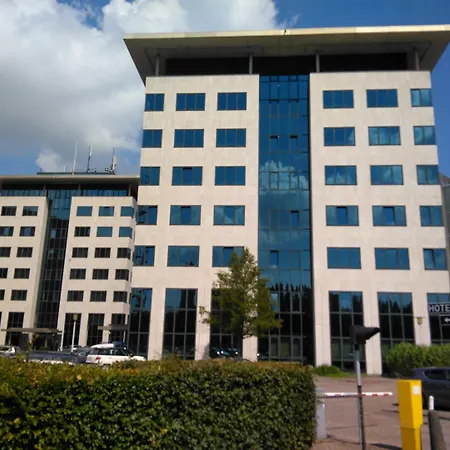 Levell Hotel 3*