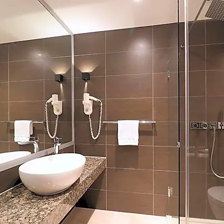 Levell Hotel
