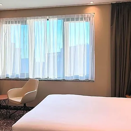 Levell Hotel